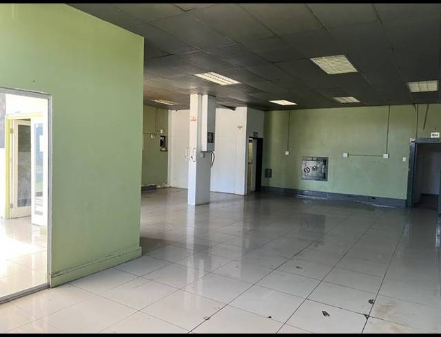 RETAIL PROPERTY TO RENT IN PAARDEN EILAND